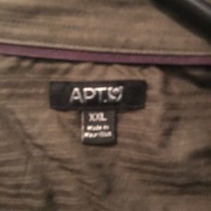 Men’s long sleeve dress shirt